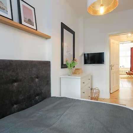 Apartament 4 Personen Altbau Nahe Kurfuerstendamm - Romeo & Julia *