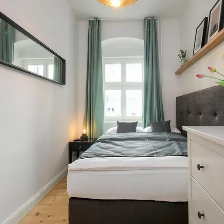 Apartament 4 Personen Altbau Nahe Kurfuerstendamm - Romeo & Julia