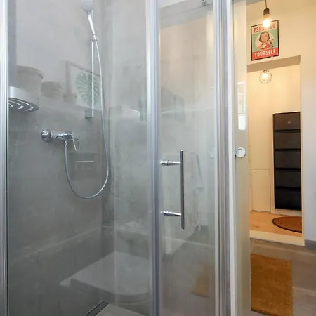 Apartman 4 Personen Altbau Nahe Kurfuerstendamm - Romeo & Julia