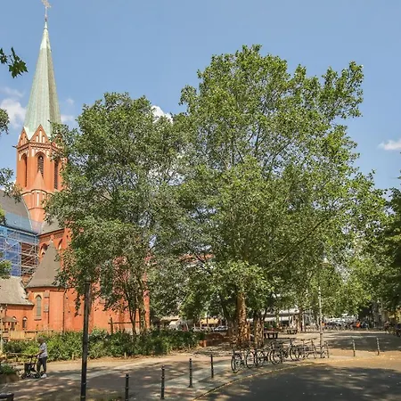 4 Personen Altbau Nahe Kurfuerstendamm - Romeo & Julia Berlin